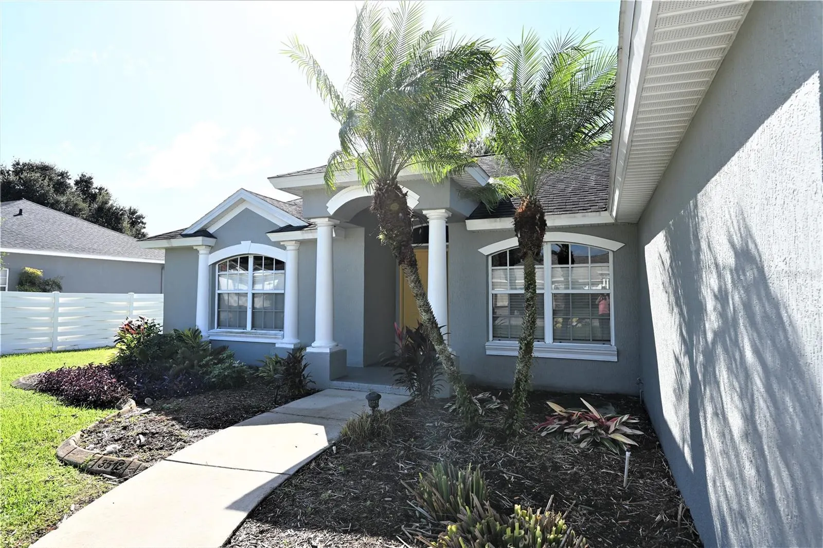 3518 REMINGTON OAKS WAY