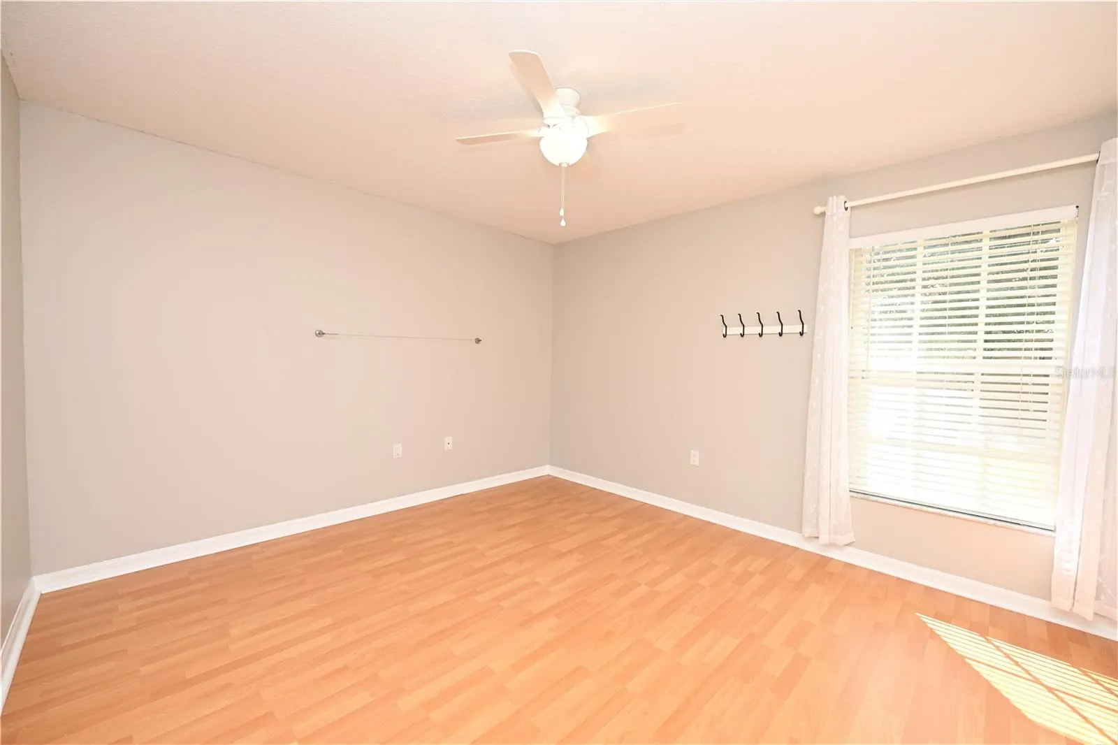 3518 REMINGTON OAKS WAY