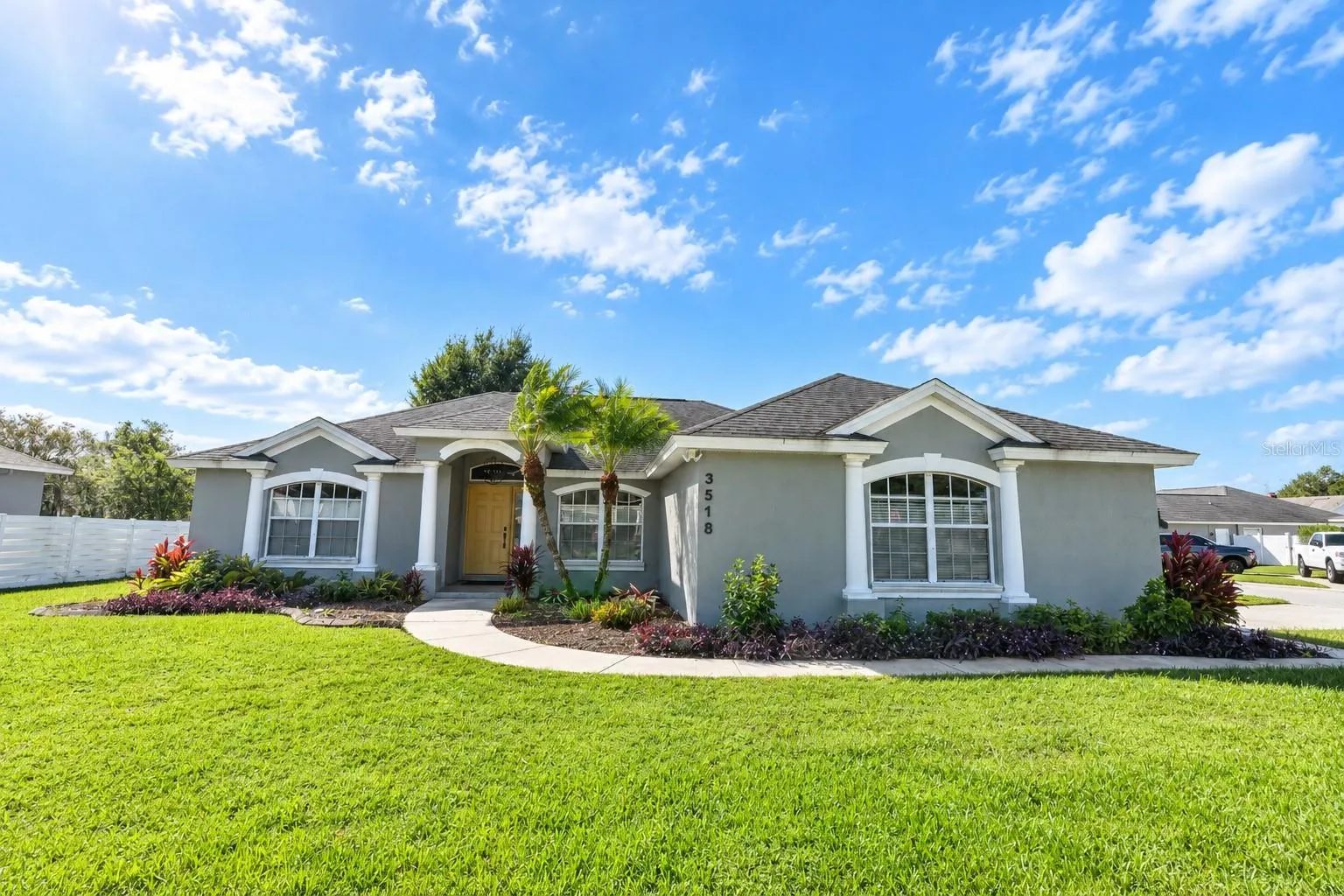 3518 REMINGTON OAKS WAY