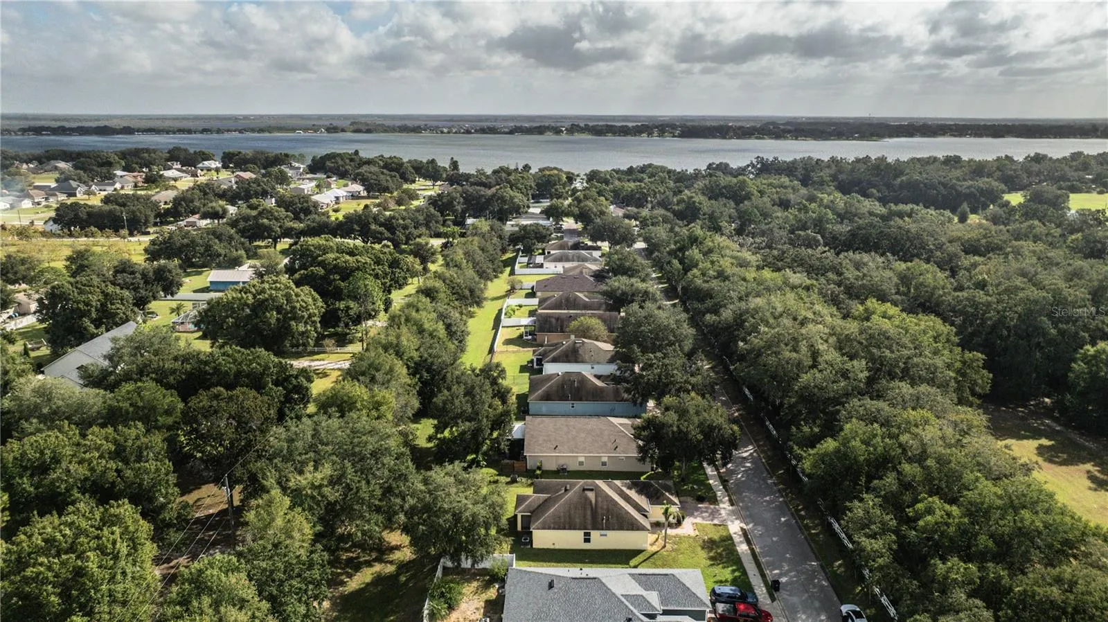 816 BARRISTER DR