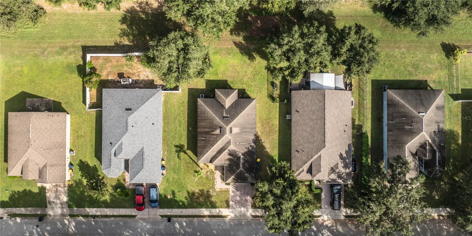 816 BARRISTER DR