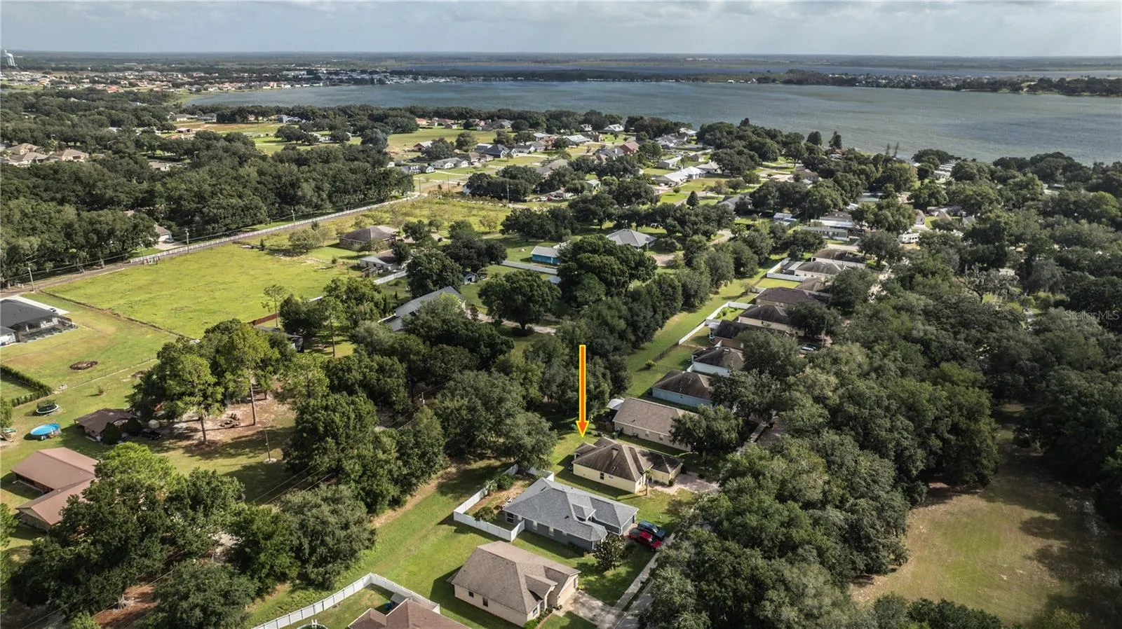816 BARRISTER DR