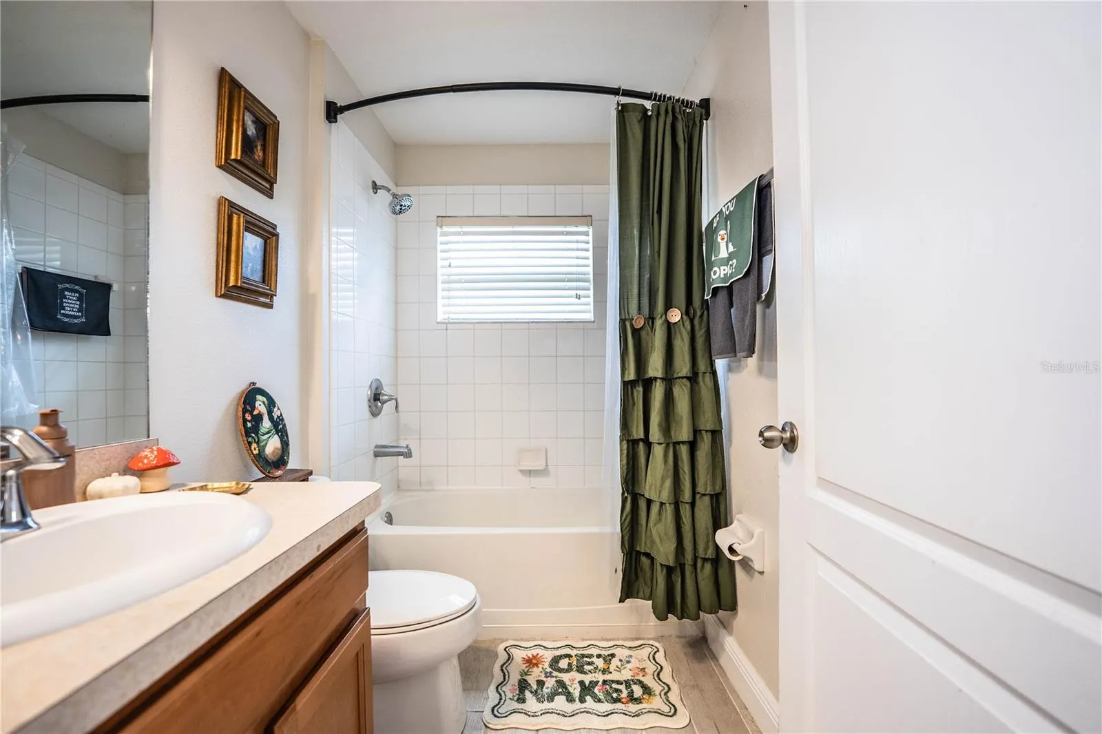 816 BARRISTER DR
