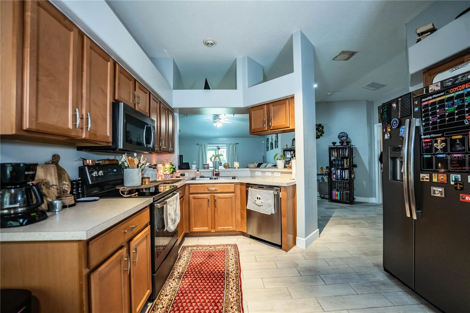 816 BARRISTER DR