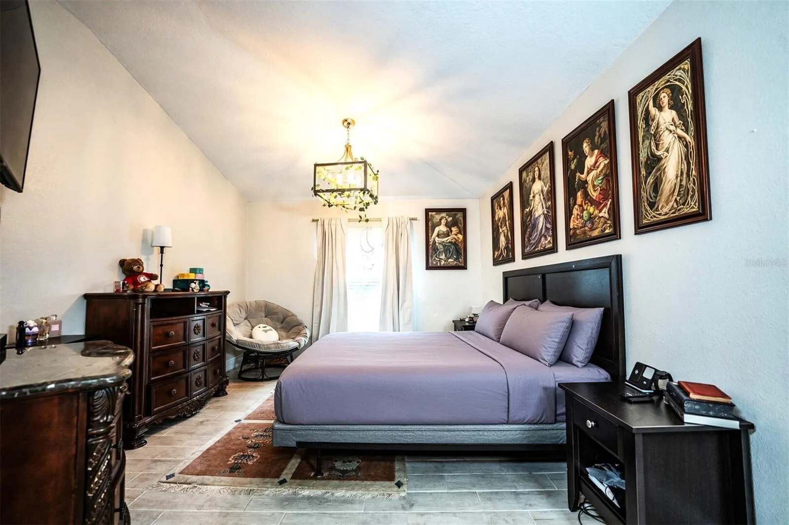 816 BARRISTER DR