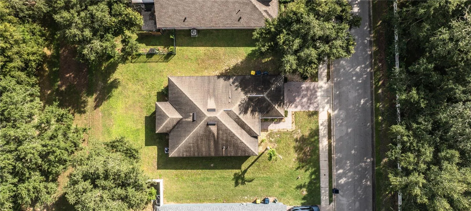 816 BARRISTER DR