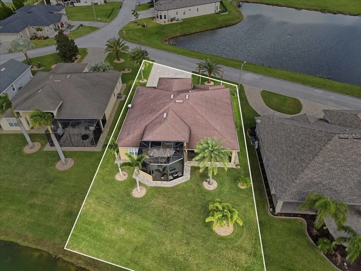 830 TWO POND RD