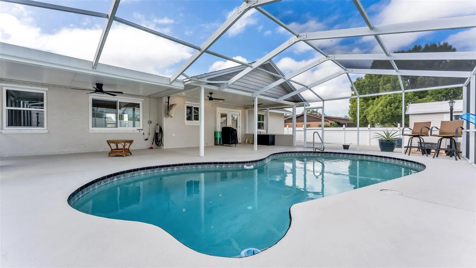 744 SCOTT LAKE VLG N