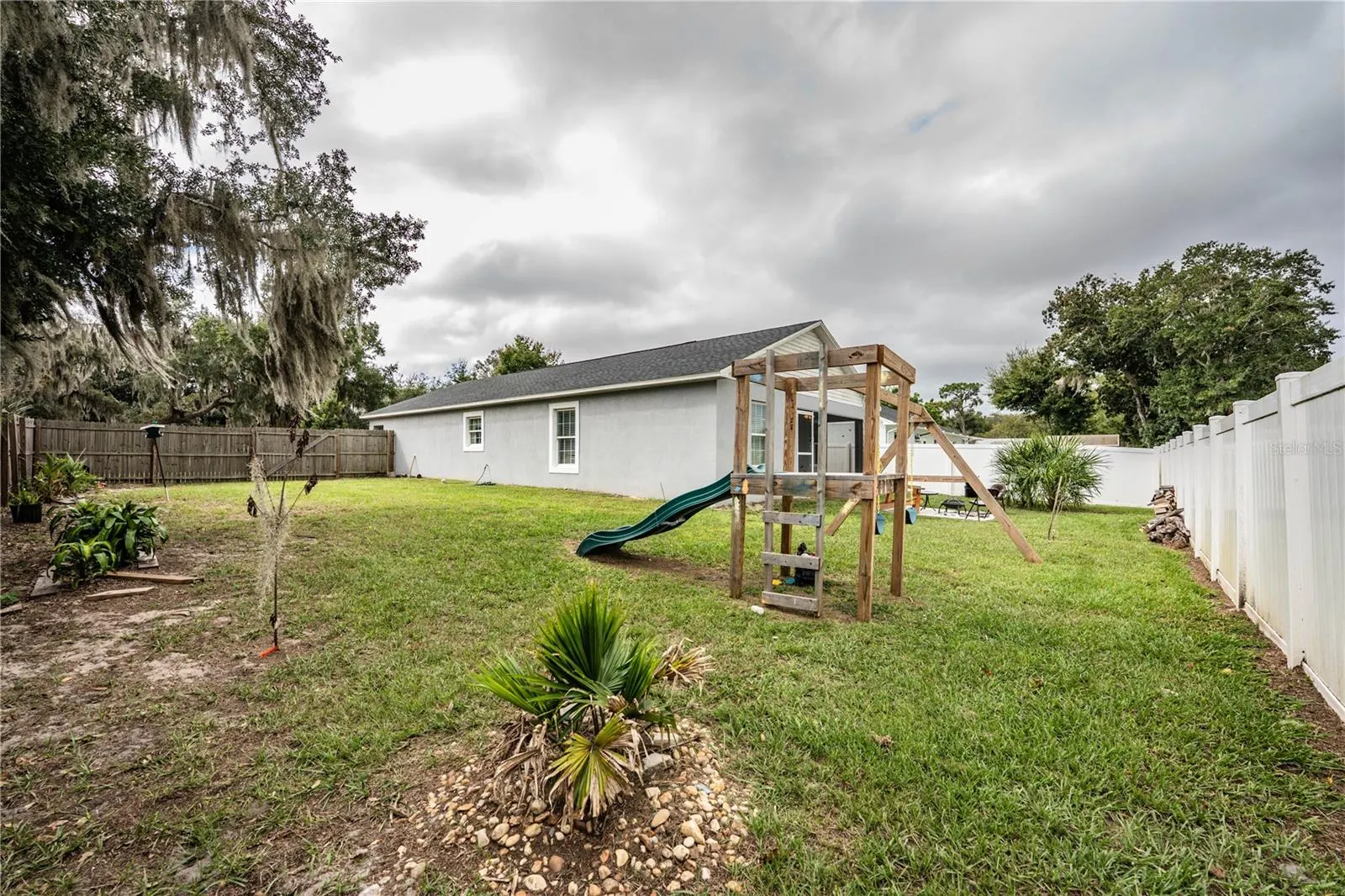 2653 STUMPKNOCKER DR