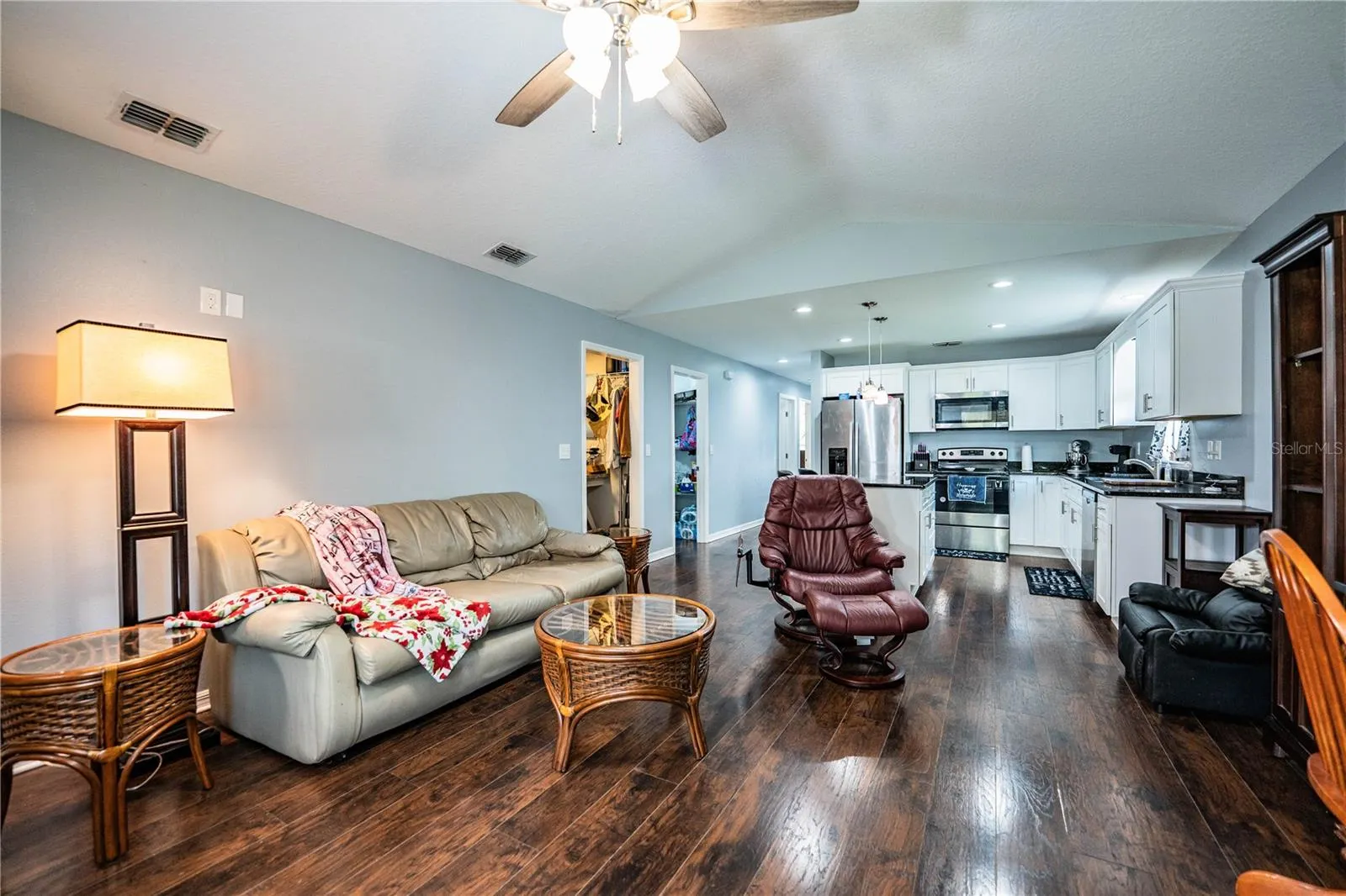 2653 STUMPKNOCKER DR