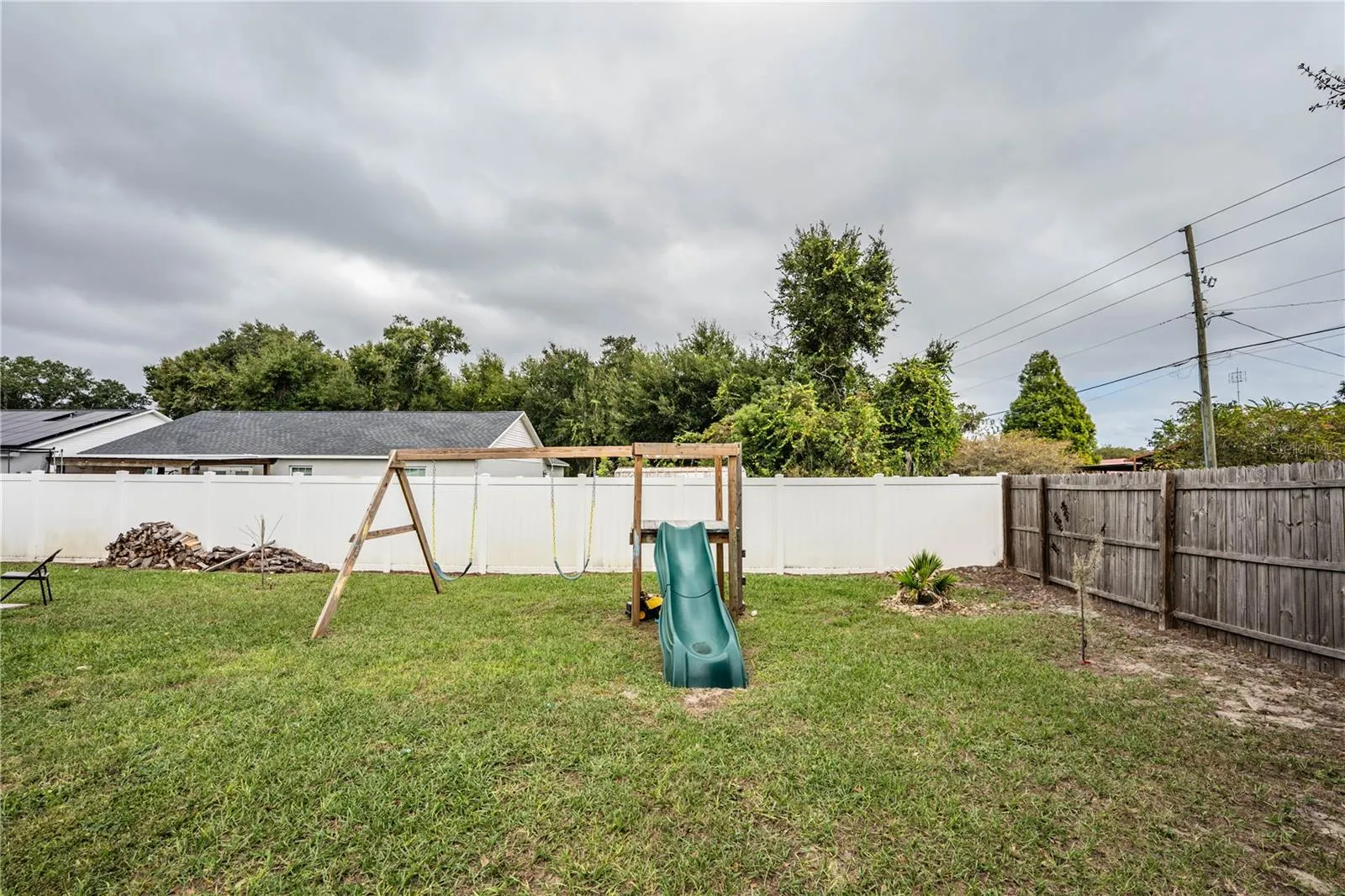 2653 STUMPKNOCKER DR