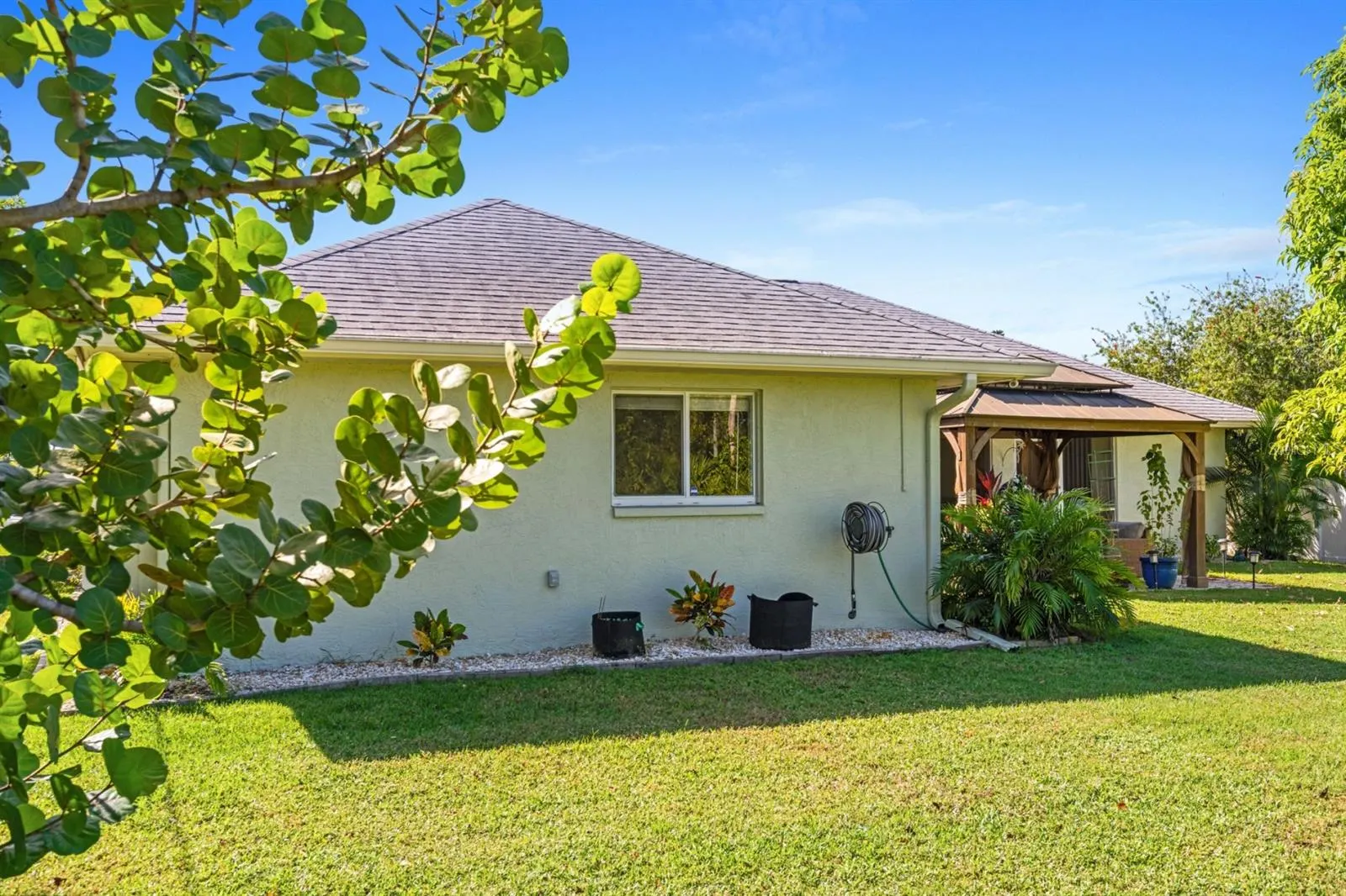9358 CASA GRANDE AVE