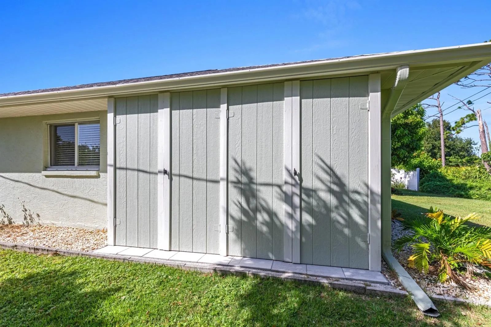 9358 CASA GRANDE AVE