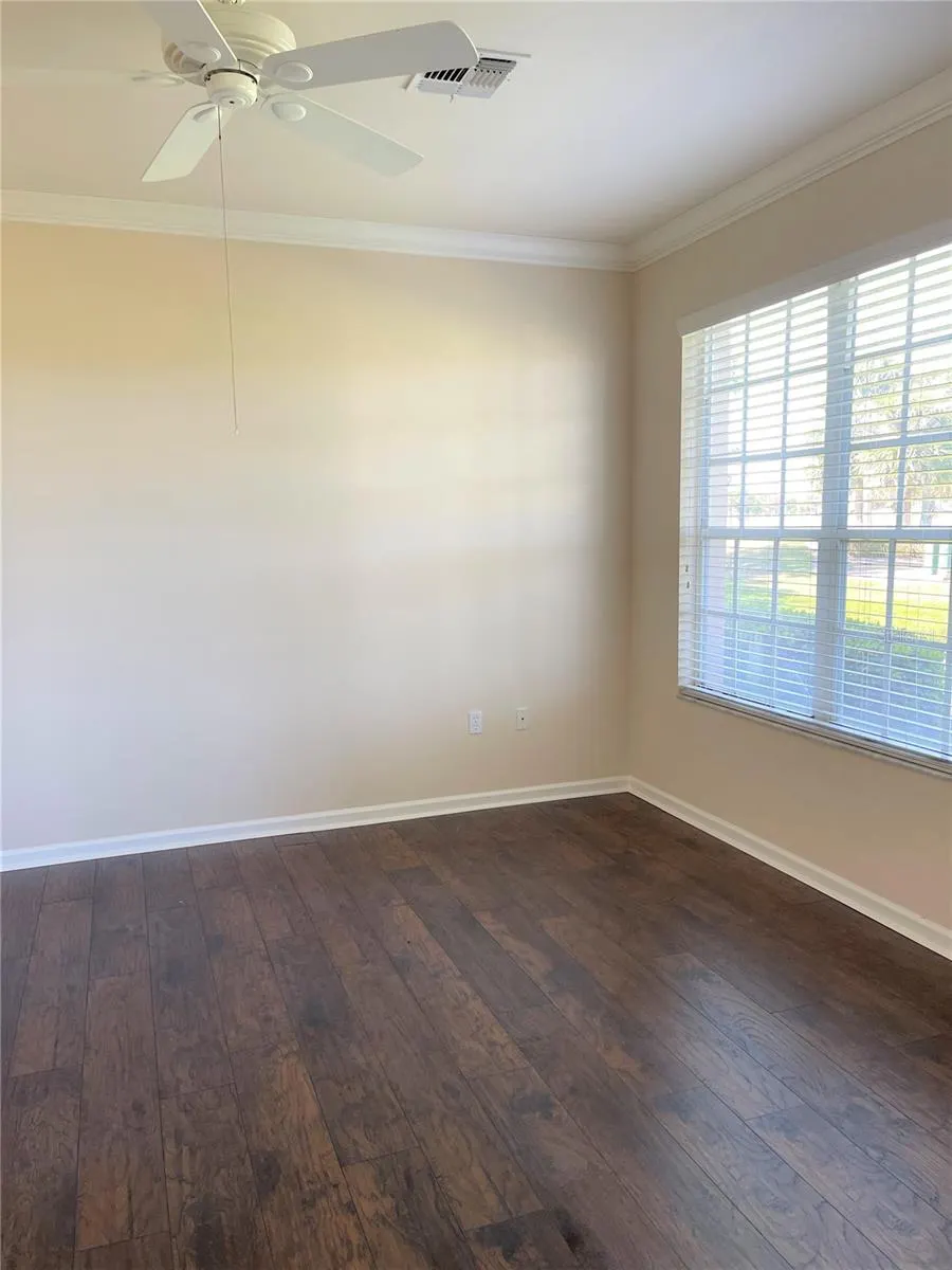 489 ENCLAVE PL #31 #31