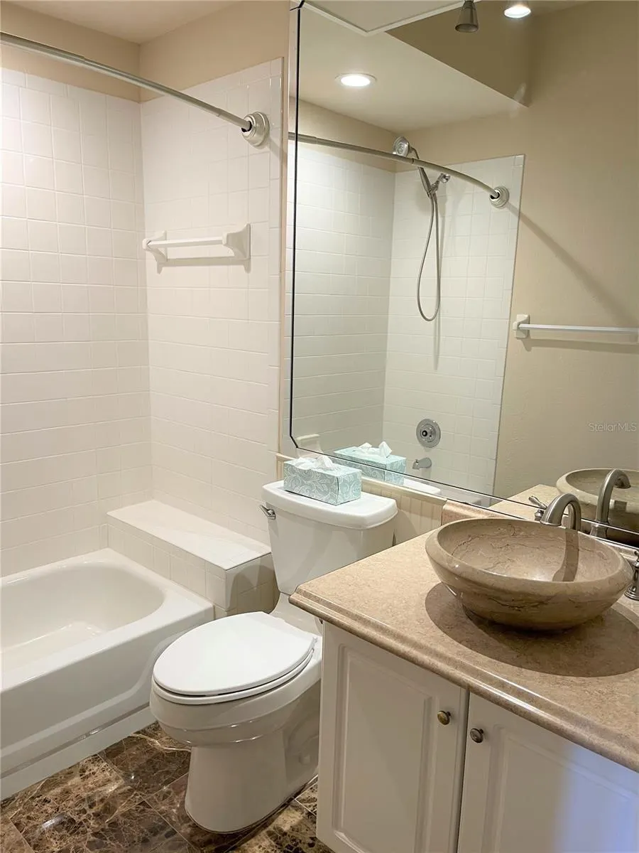 489 ENCLAVE PL #31 #31