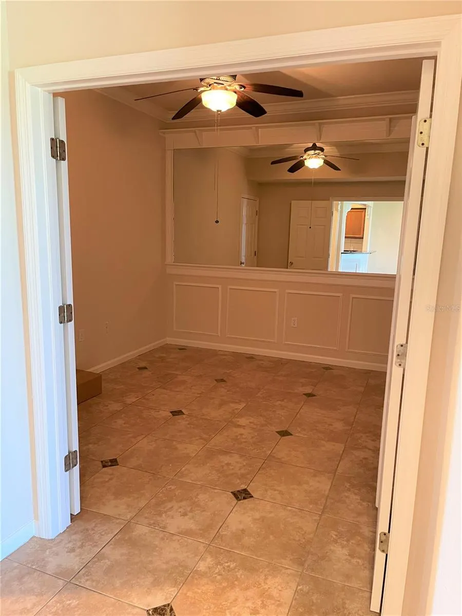 489 ENCLAVE PL #31 #31