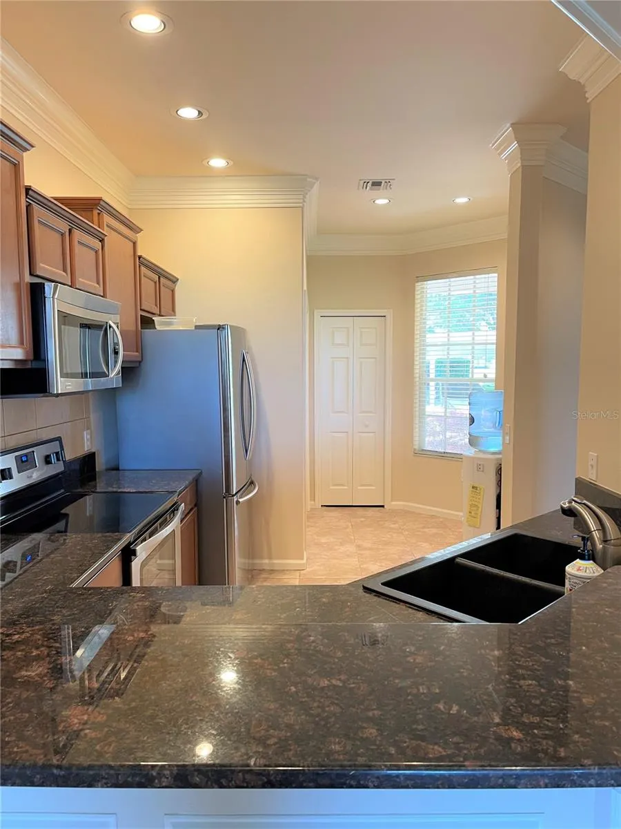 489 ENCLAVE PL #31 #31