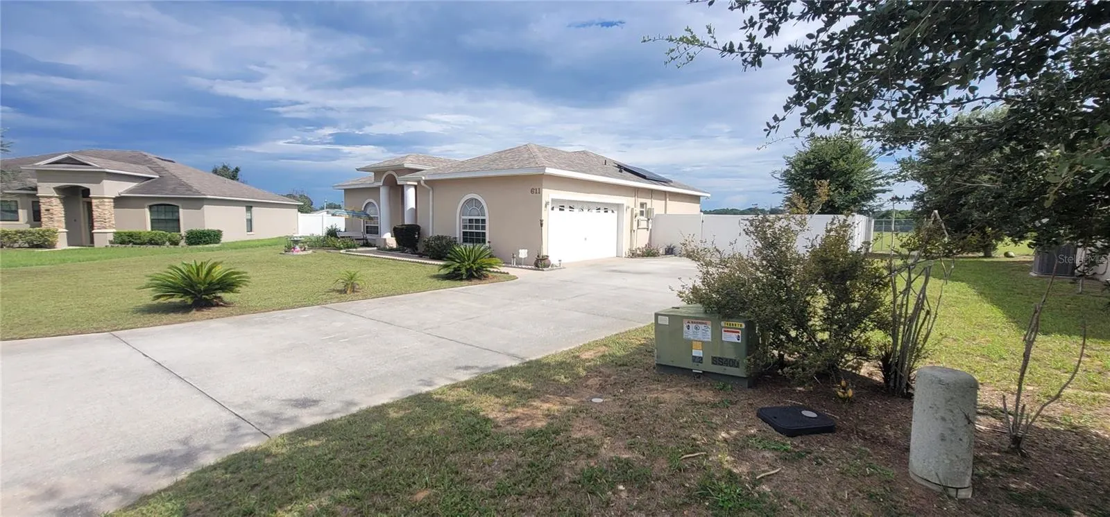 611 VALENCIA CT