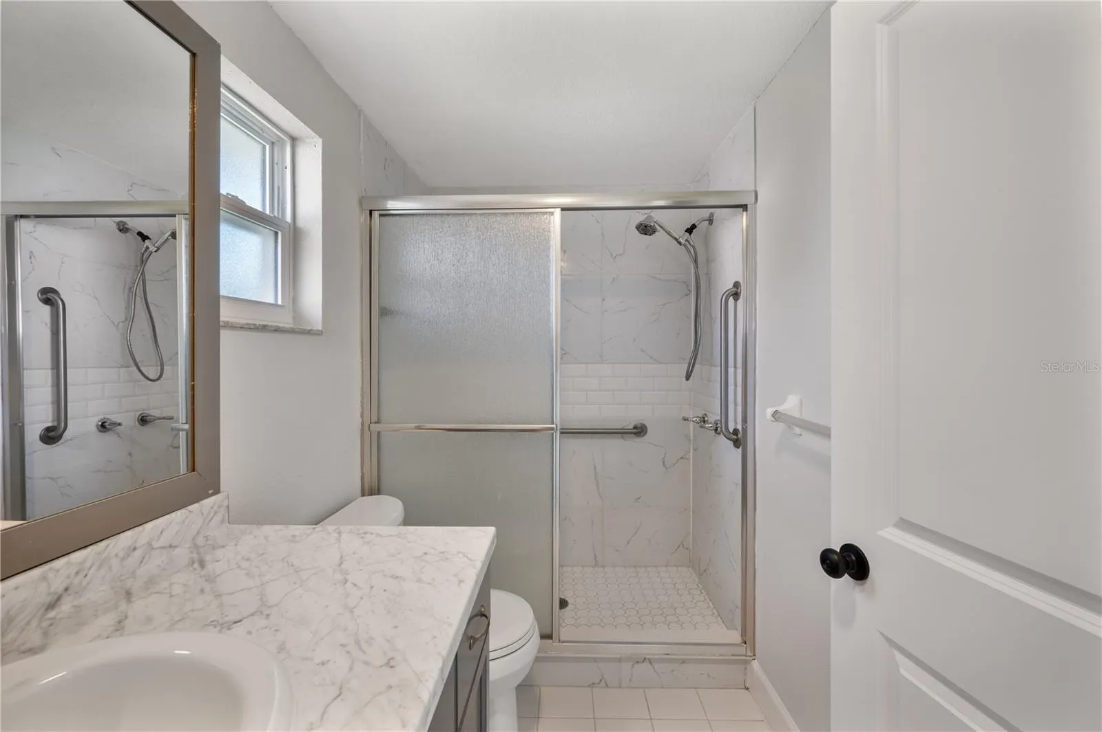 306 BASSEDENA CIR N