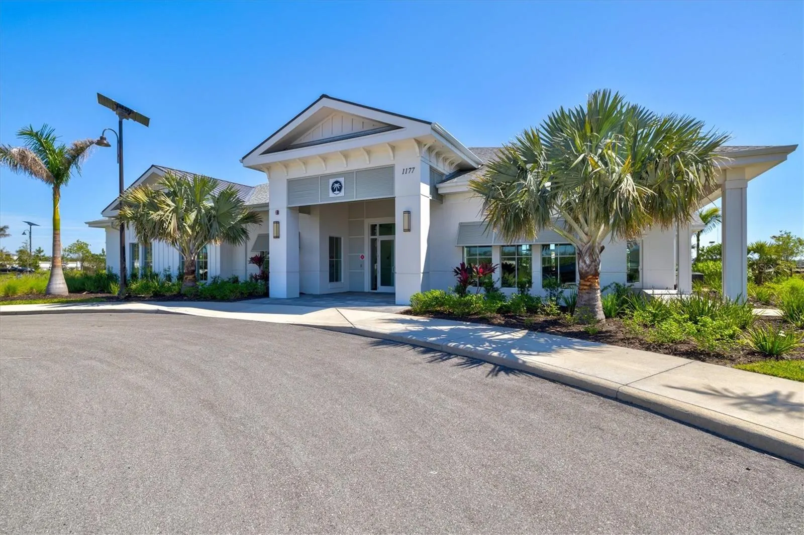1606 CEDAR VALLEY DR