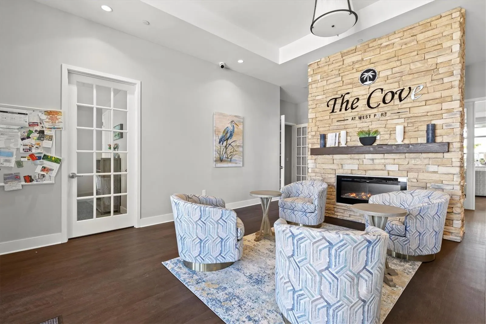 1606 CEDAR VALLEY DR