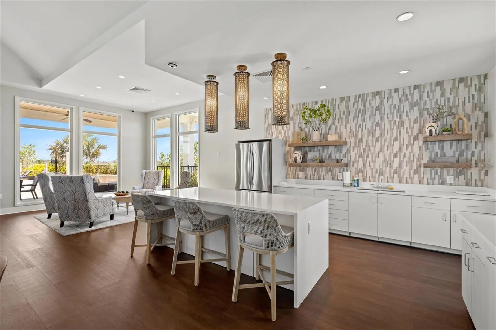 1606 CEDAR VALLEY DR