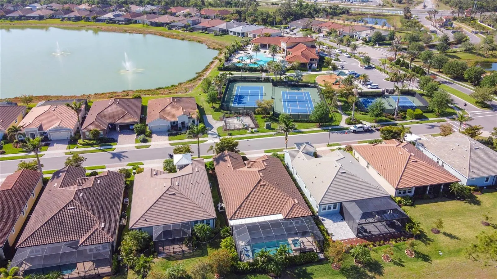 11700 TAPESTRY LN
