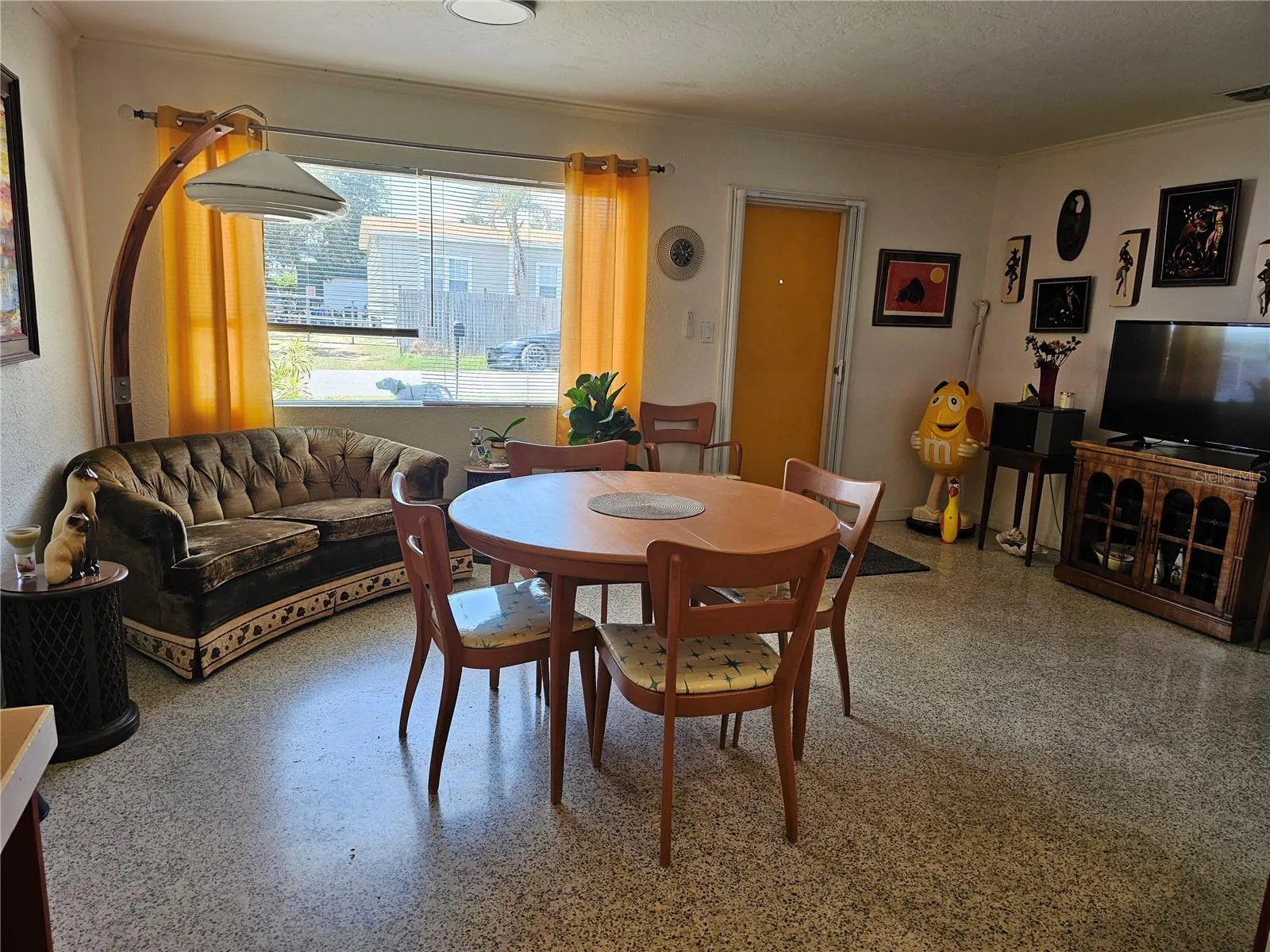 1103 LUCILLE AVE