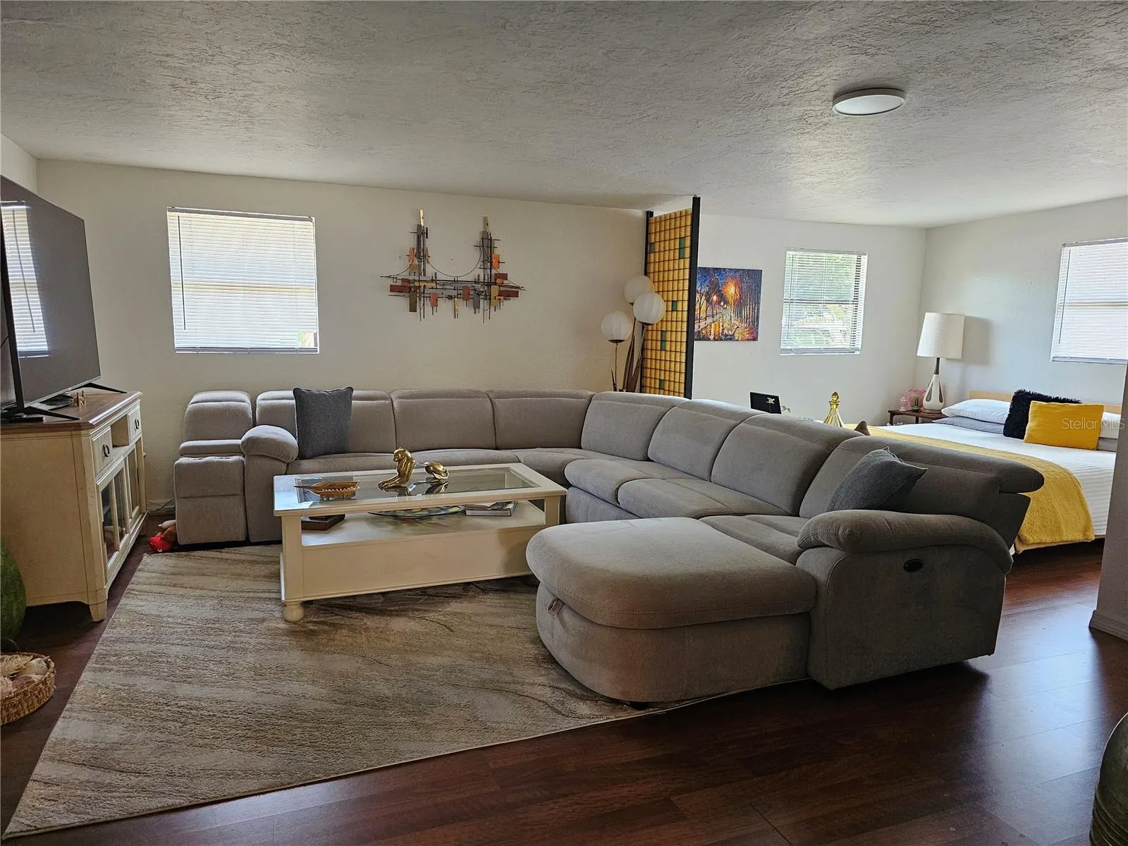 1103 LUCILLE AVE