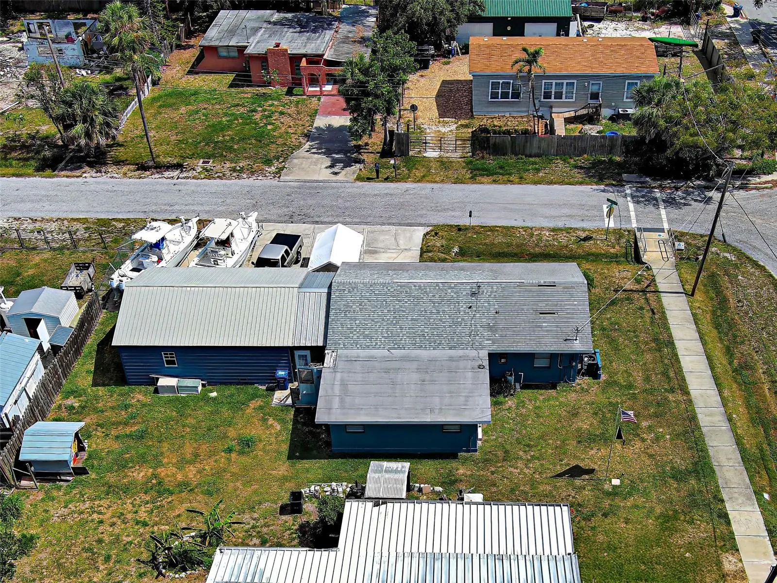1103 LUCILLE AVE