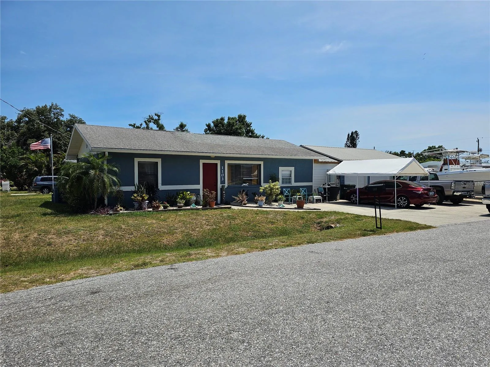 1103 LUCILLE AVE