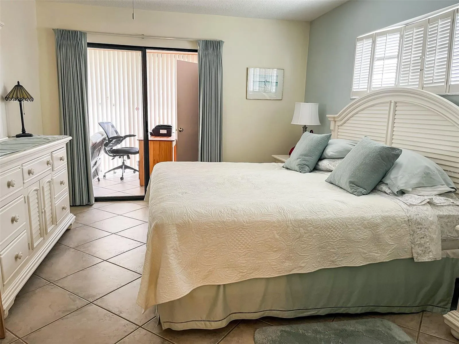 690 BIRD BAY CIR #28, #28