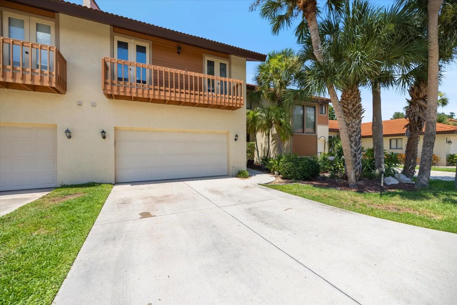 817 SORRENTO PL #817, #817