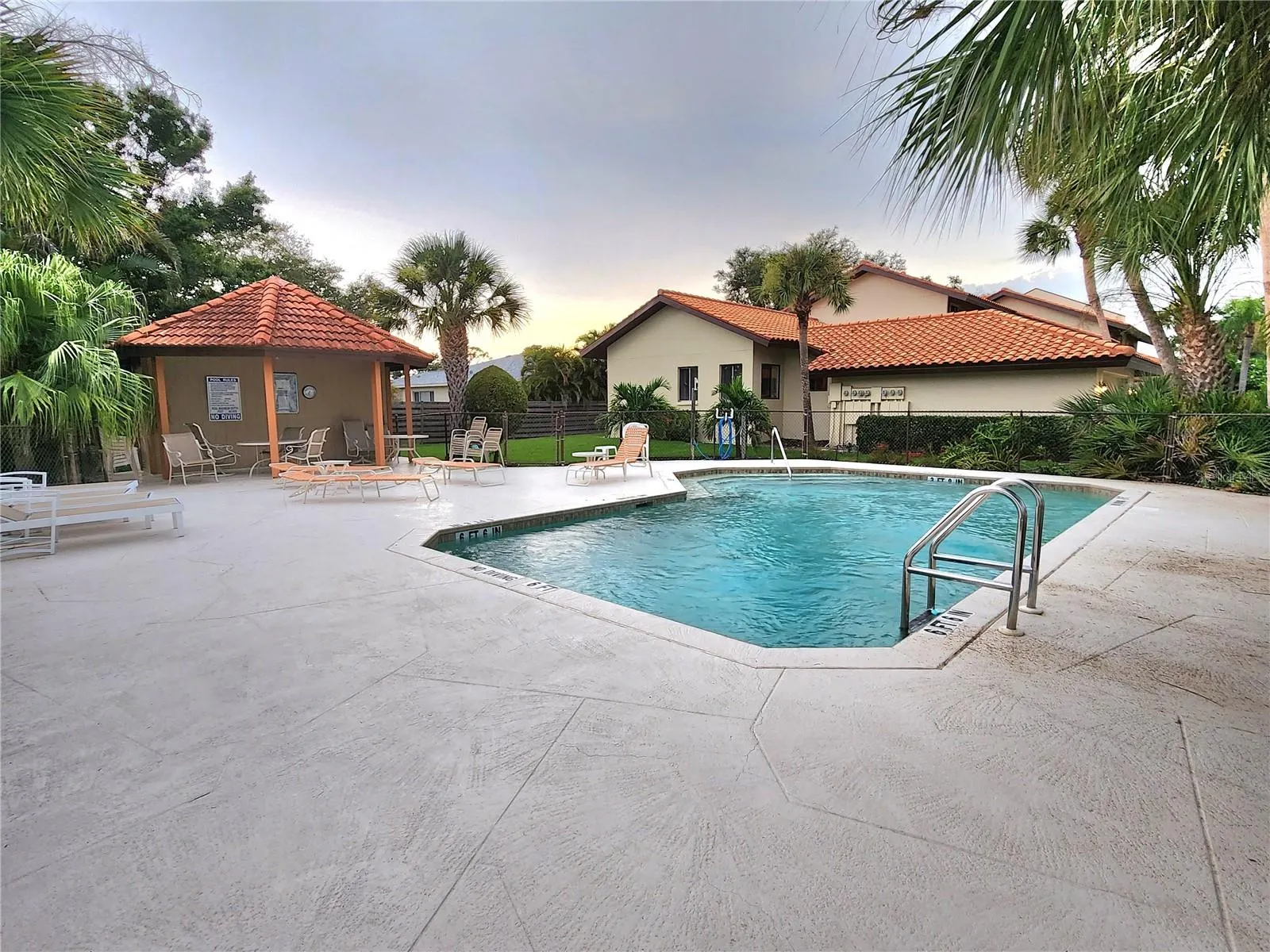 817 SORRENTO PL #817, #817