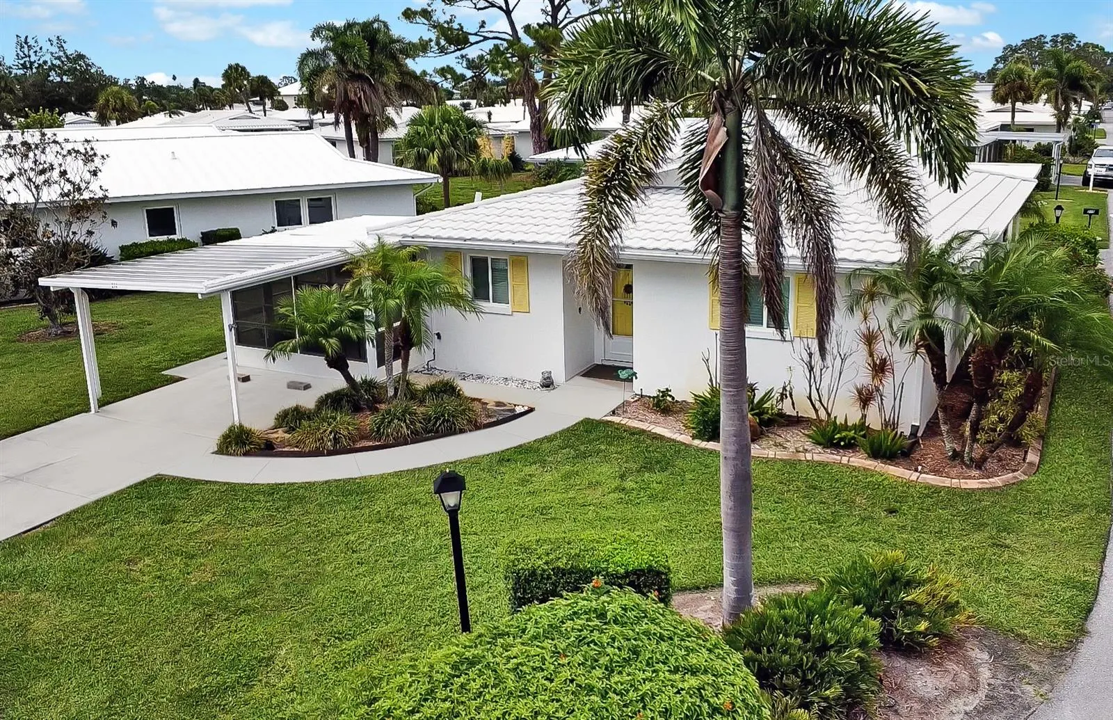 214 FAIR WINDS DR #214, #214