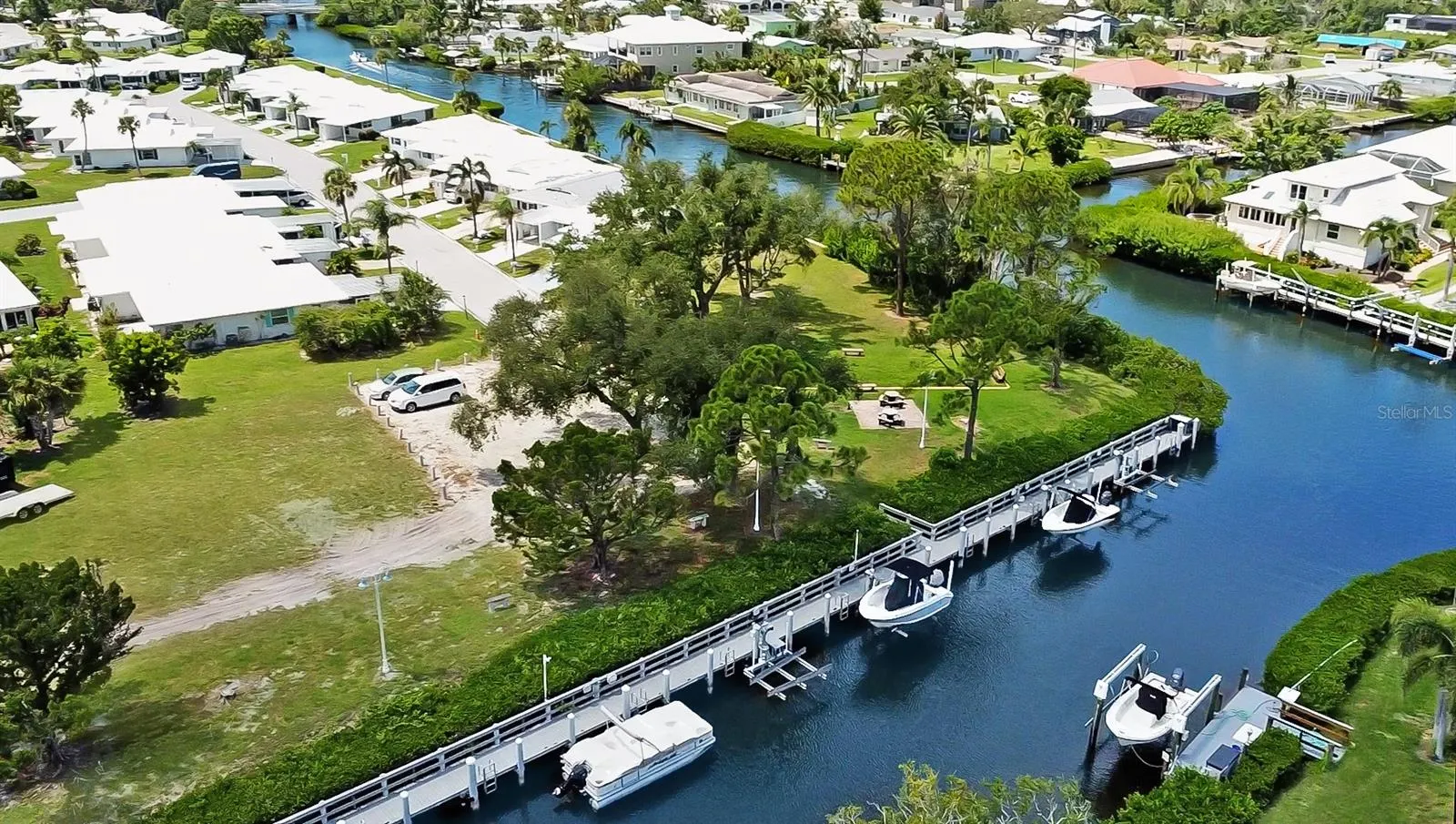 214 FAIR WINDS DR #214, #214