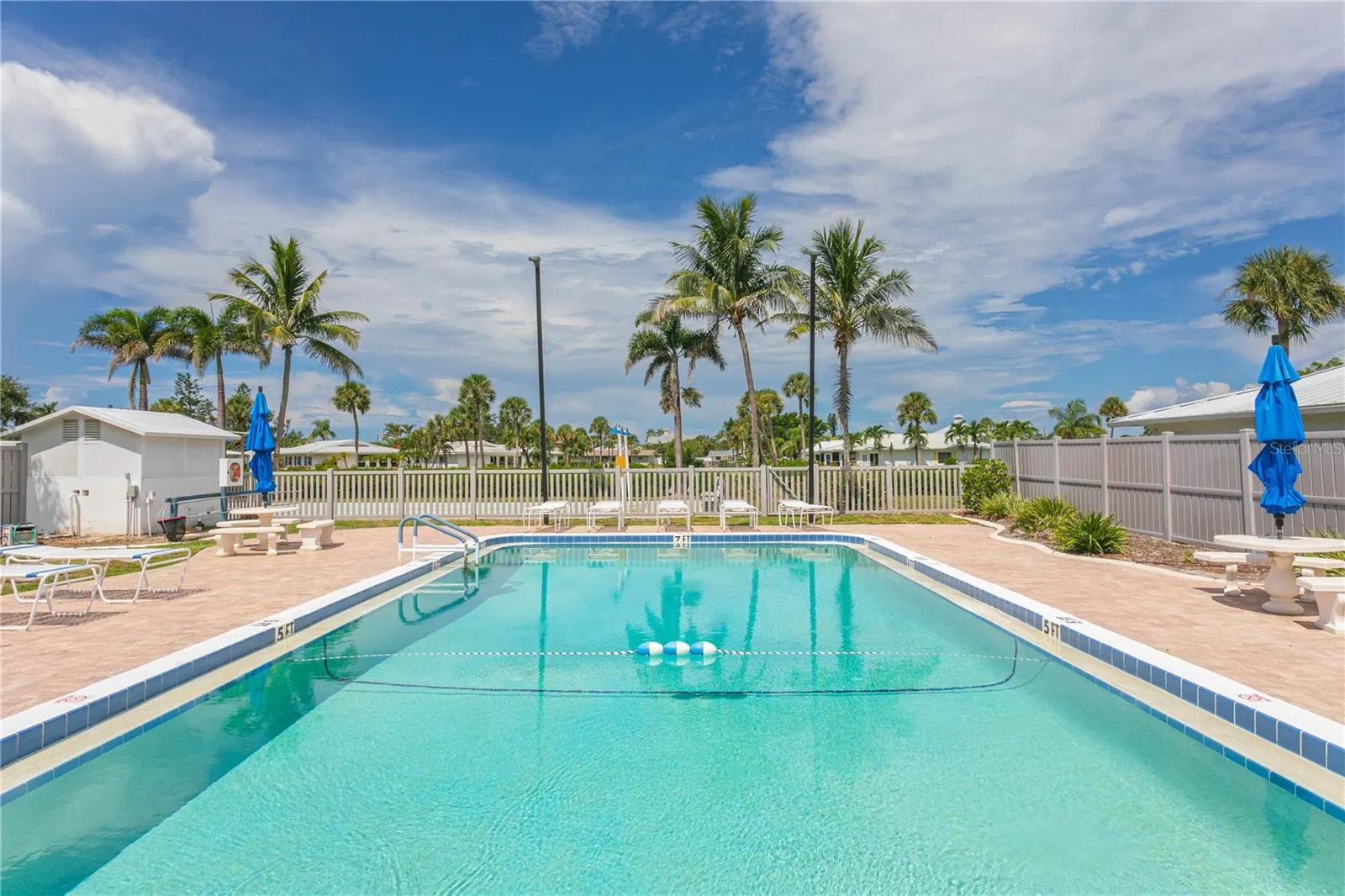 214 FAIR WINDS DR #214, #214