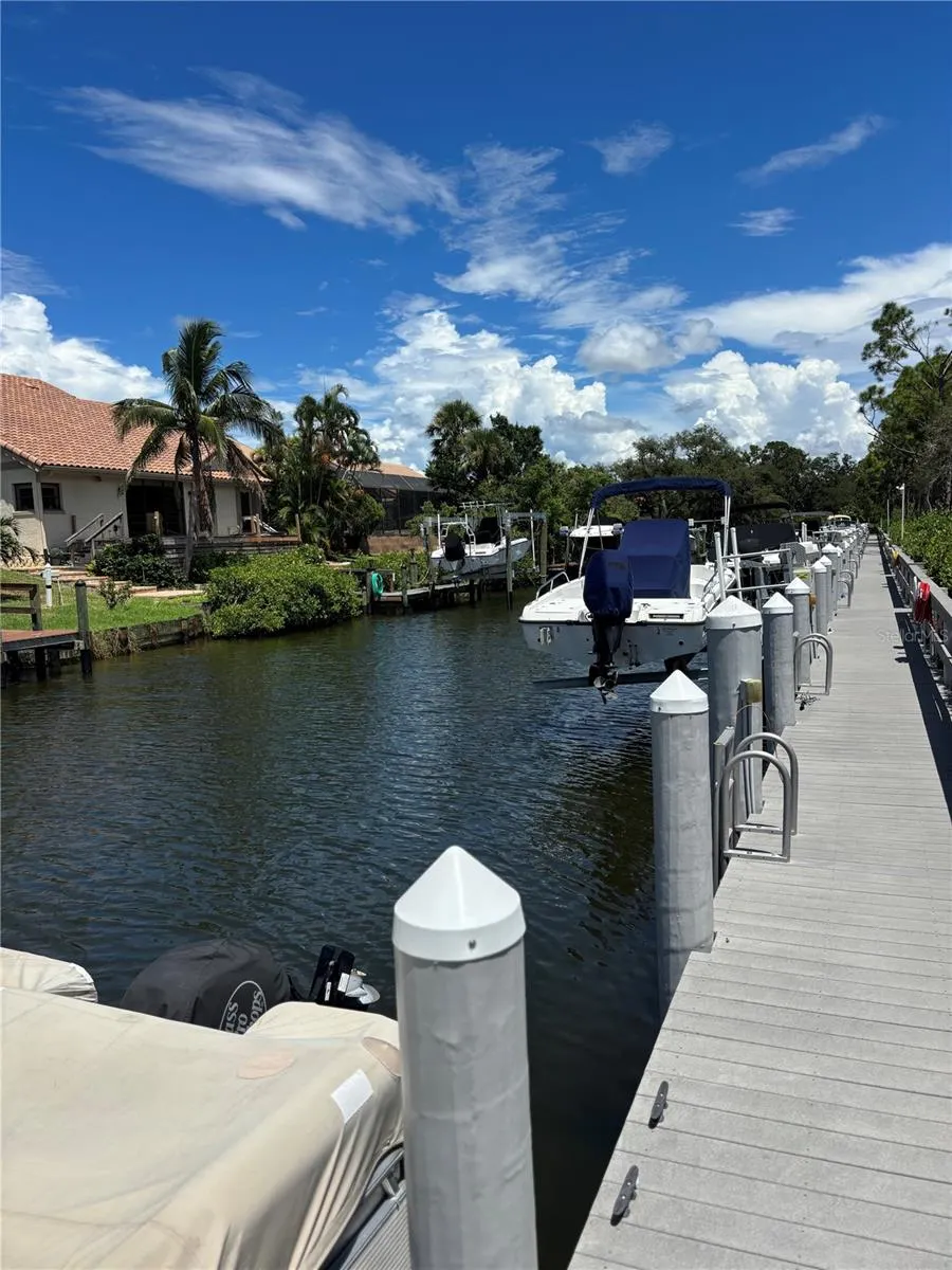214 FAIR WINDS DR #214, #214