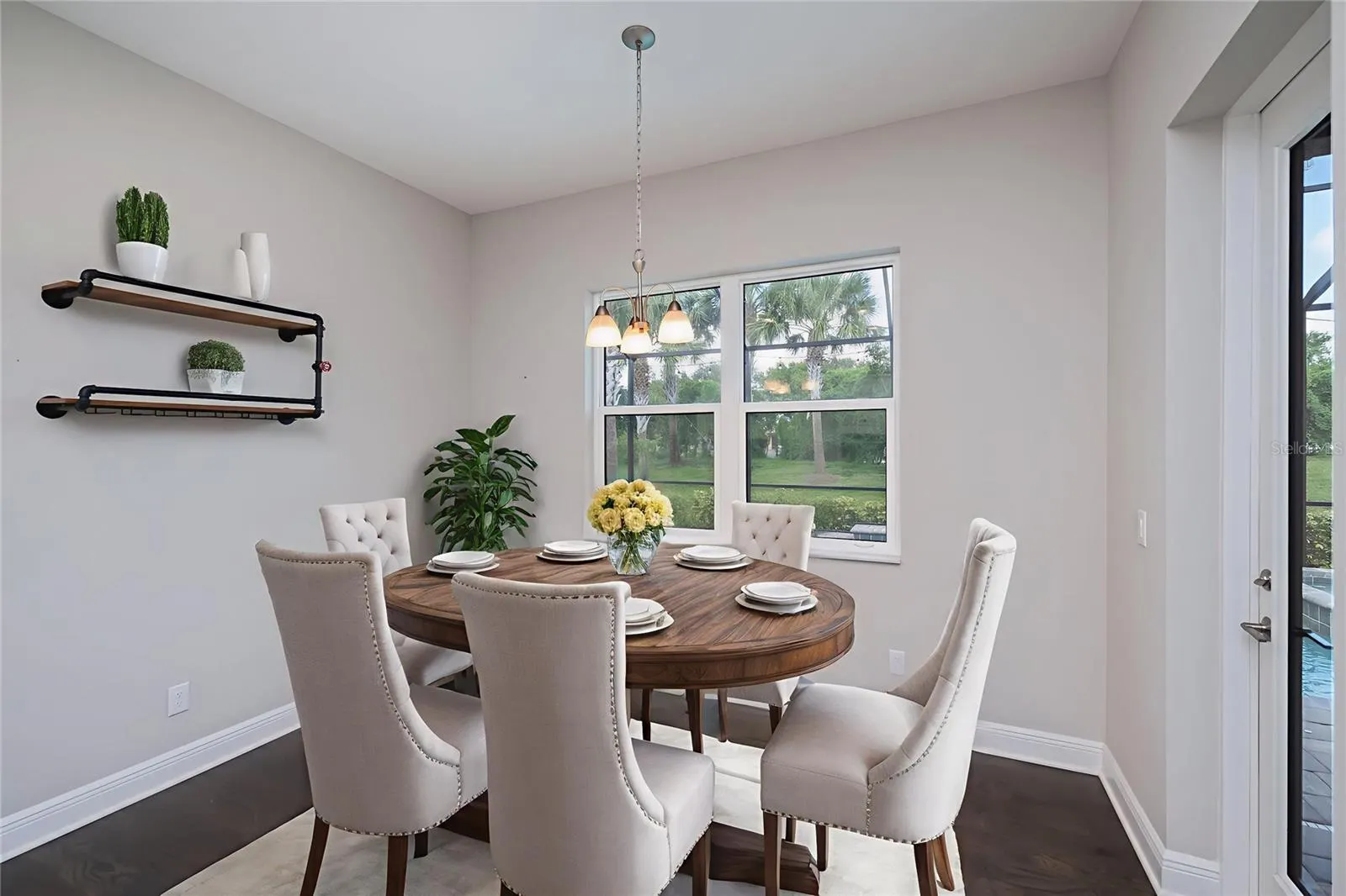 6137 LUNGO LAGO DR