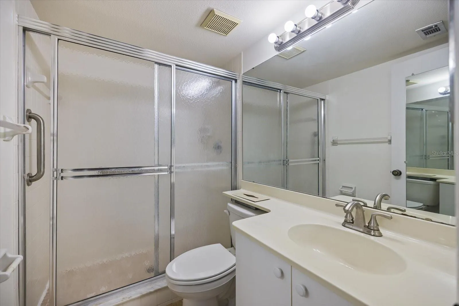 638 E BIRD BAY DR E #212, #212