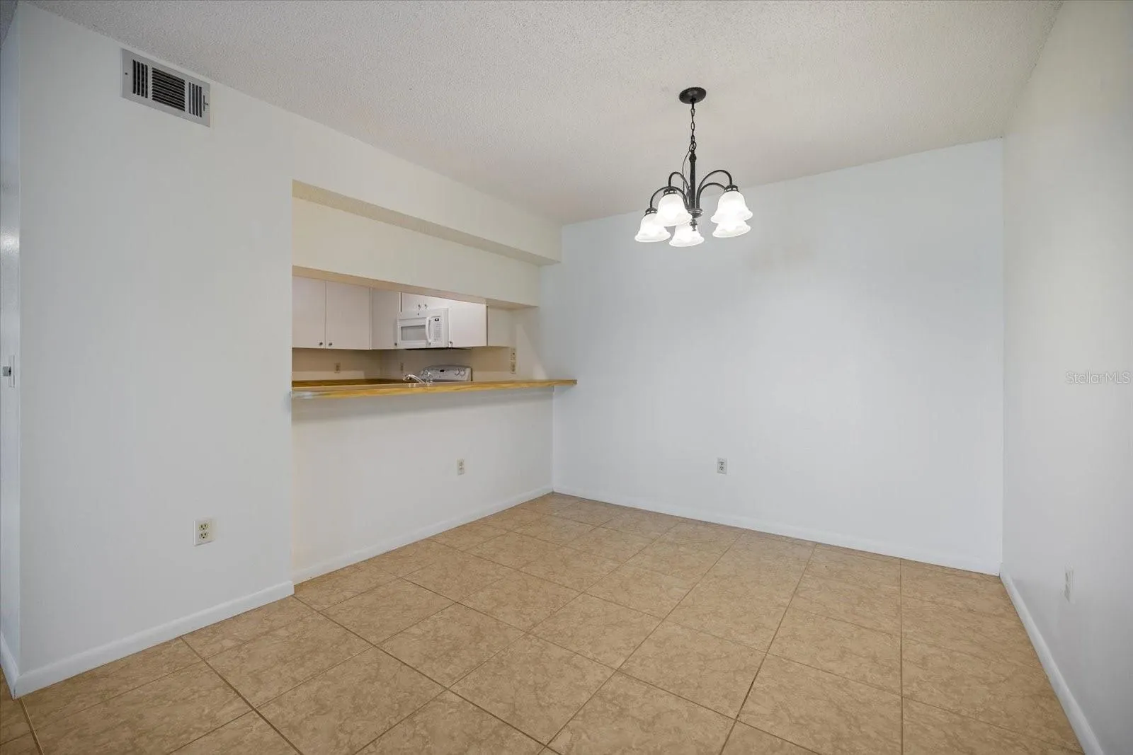 638 E BIRD BAY DR E #212, #212