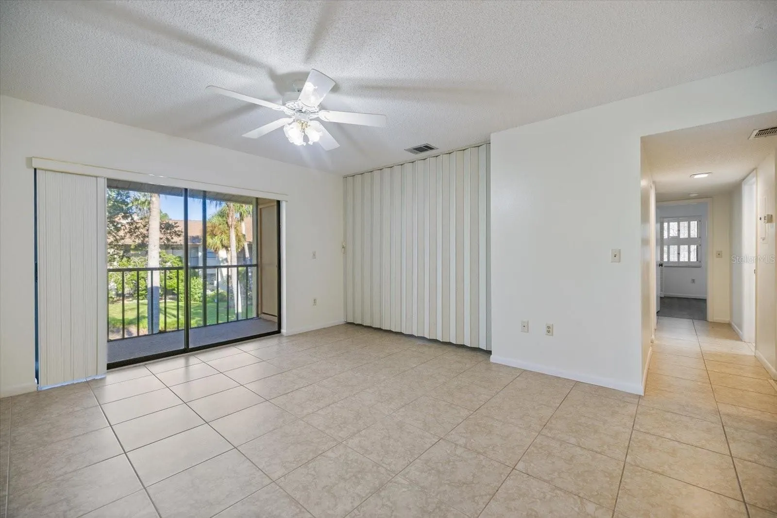638 E BIRD BAY DR E #212, #212