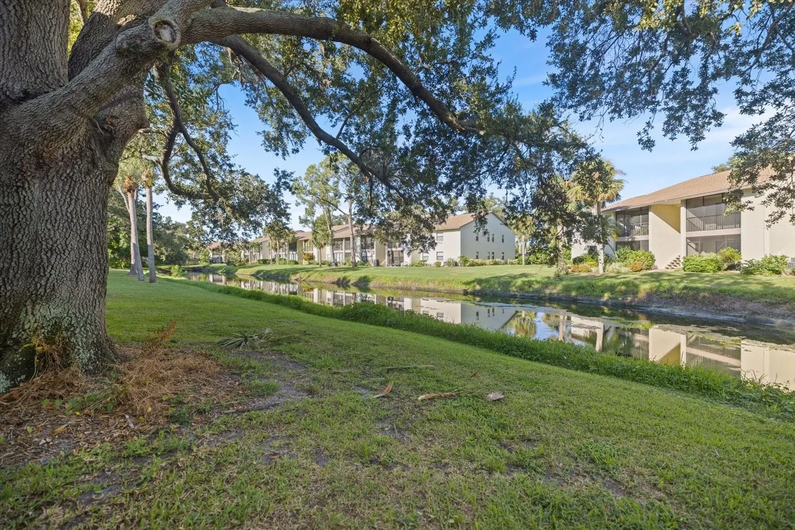 638 E BIRD BAY DR E #212, #212