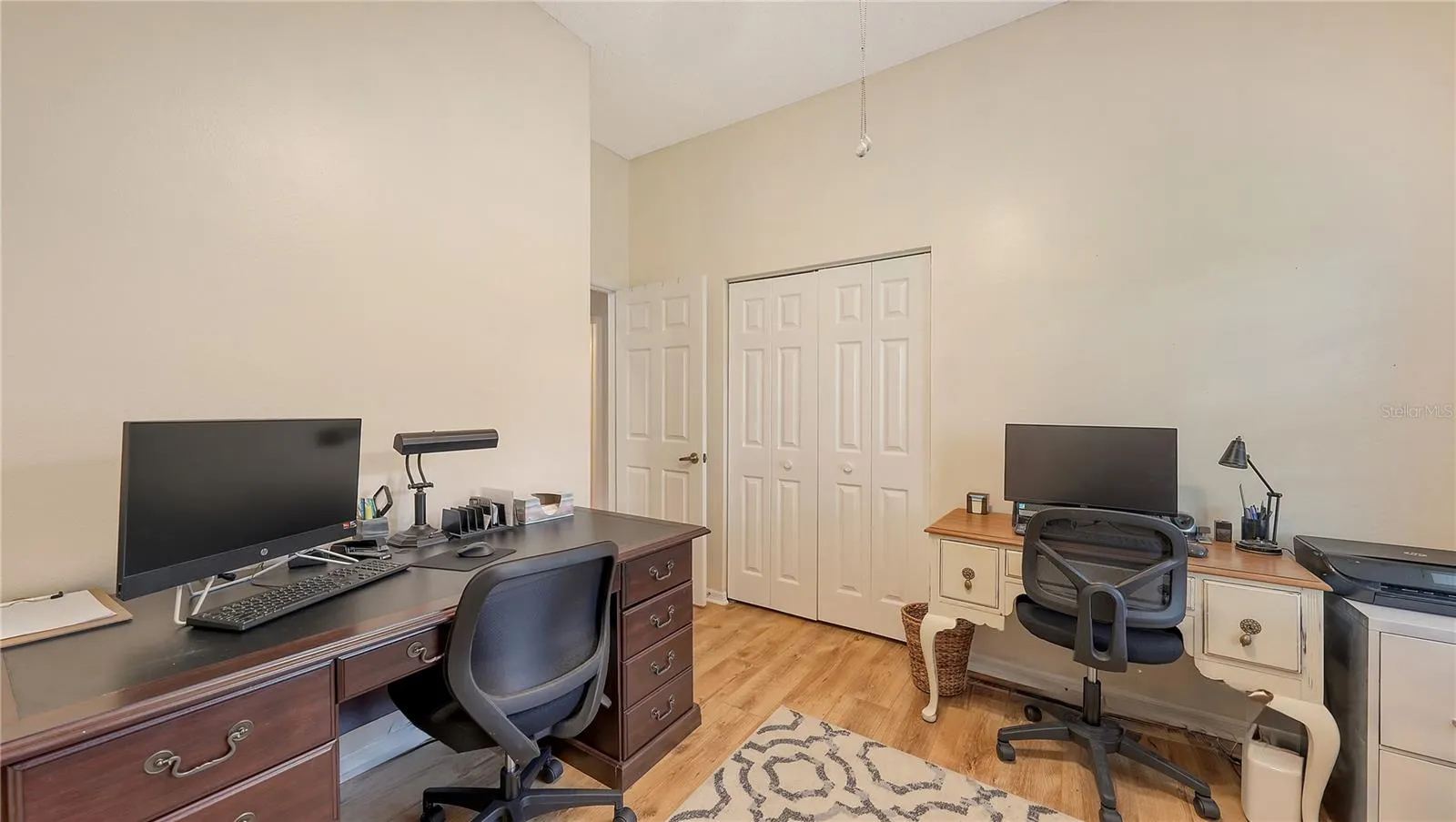 1212 WHITNEY DR