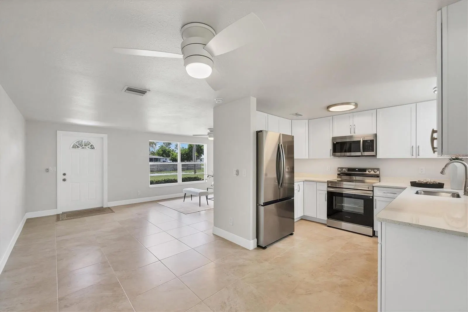 501 DONA DR