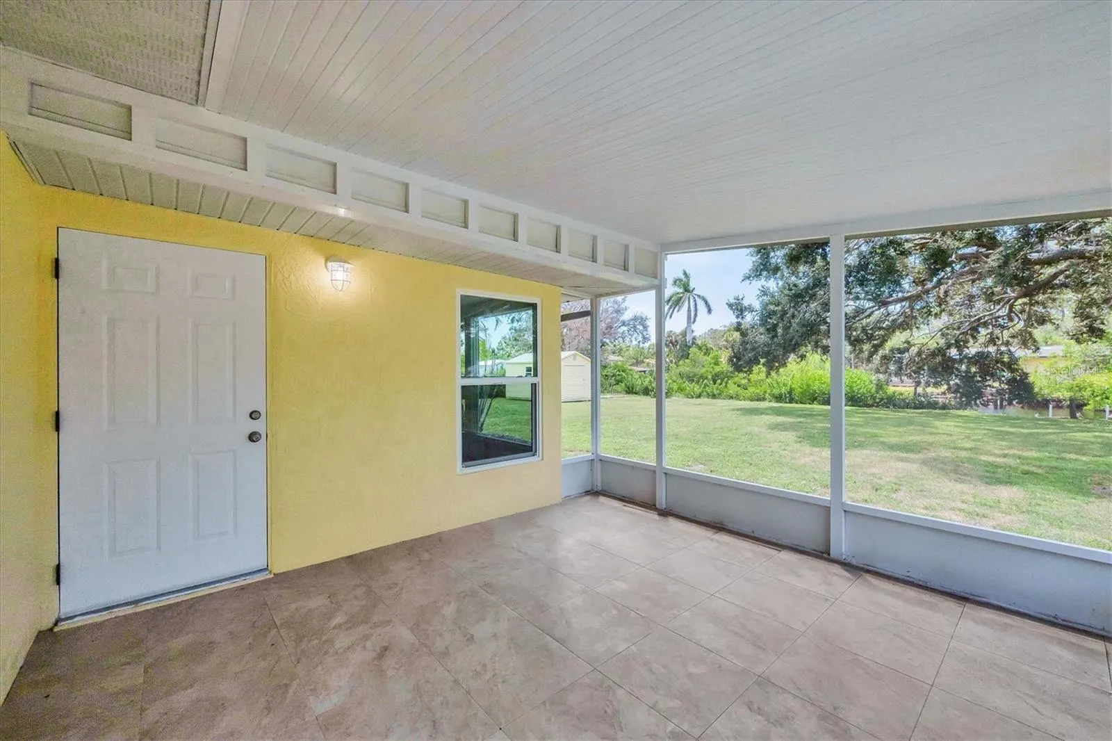 501 DONA DR