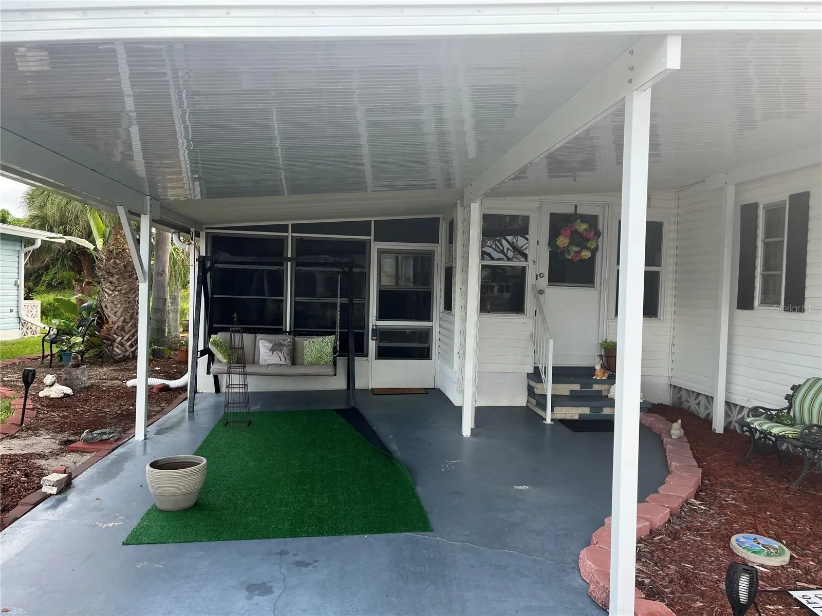 401 ROMA RD