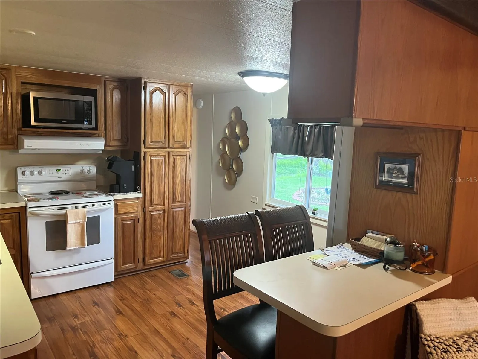 401 ROMA RD