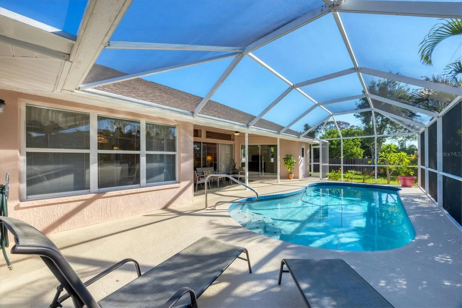651 CORONADO RD