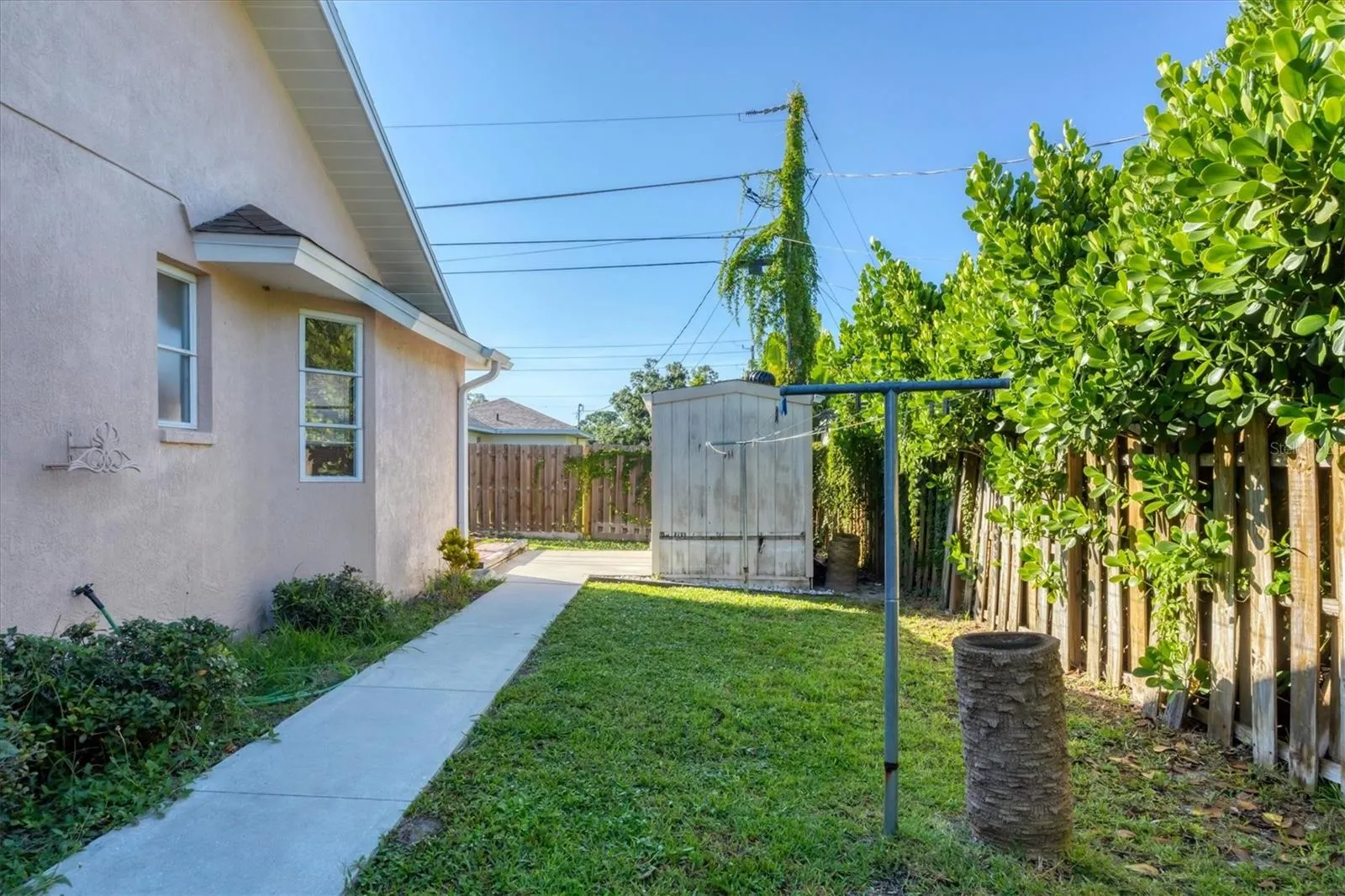651 CORONADO RD